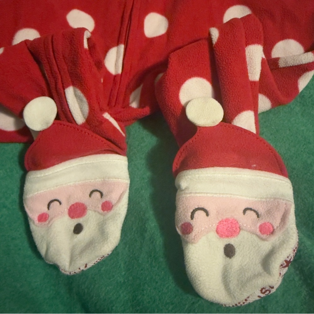Carter's Red and White Polka Dot Footie Pajamas size 18 months - Picture 2 of 5